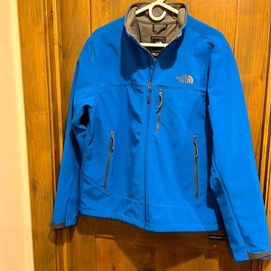 Men’s North Face Shell Jacket - Size Medium